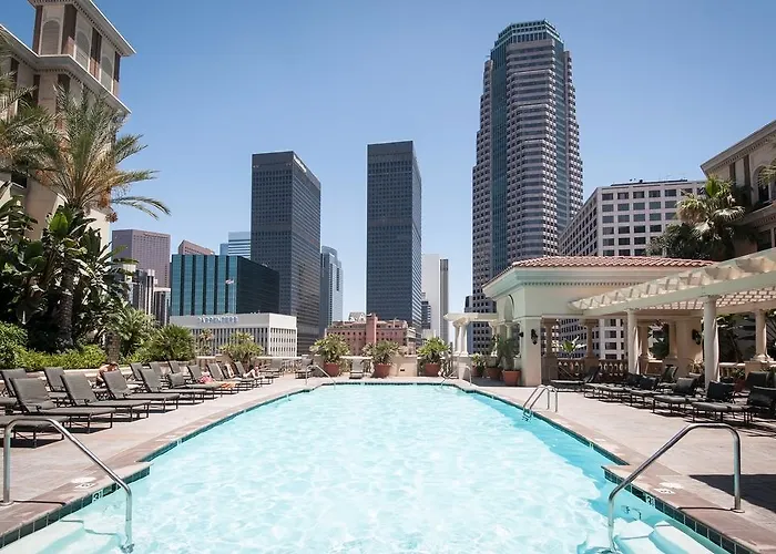 Sunshine Suites At The Piero